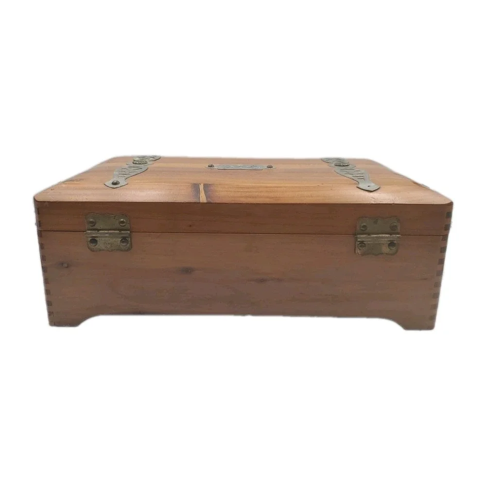 Vintage McGraw Box Co. Cedar Wood Keepsake Box Chest w/ Metal Accents 12